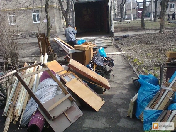 Фото Вывоз и утилизация старой мебели/Хлама