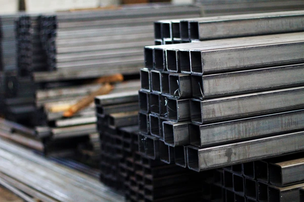 Фото Трубы круглые и квадратные.