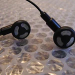 Samsung AEP402SBE-гарнитура