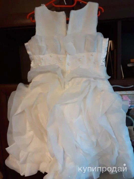 Фото Нарядное платье для праздников девочке 3.5-4 года