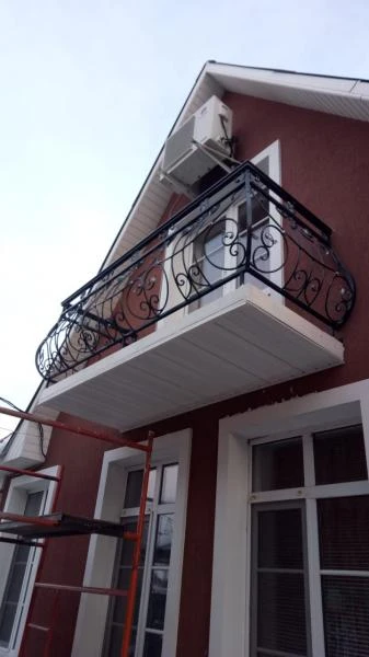 Фото Балкон кованый