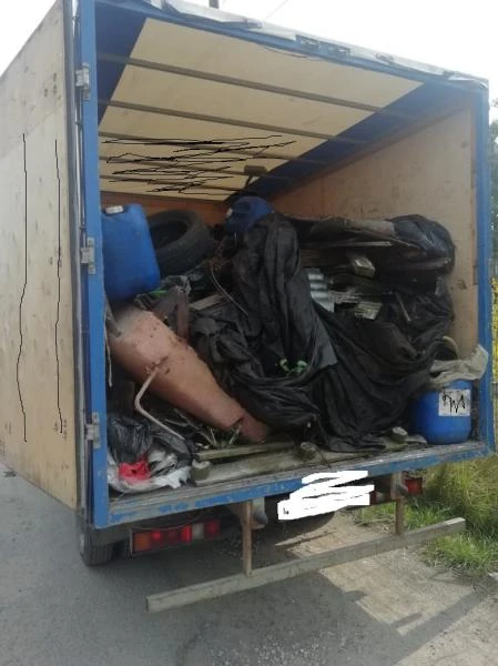 Фото Вывоз мусора на газели 14м3 с грузчиками