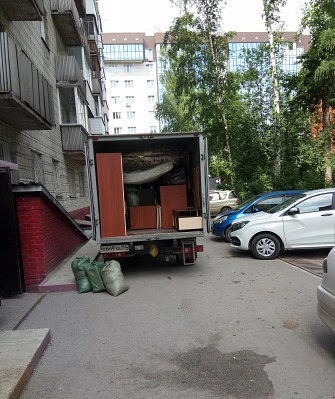 Фото Грузчики квартирные переезды