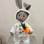 Фото №3 Зайка с морковкой