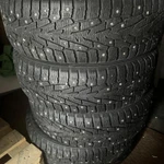 Фото №2 Зимняя резина Nokian 225/65 17
