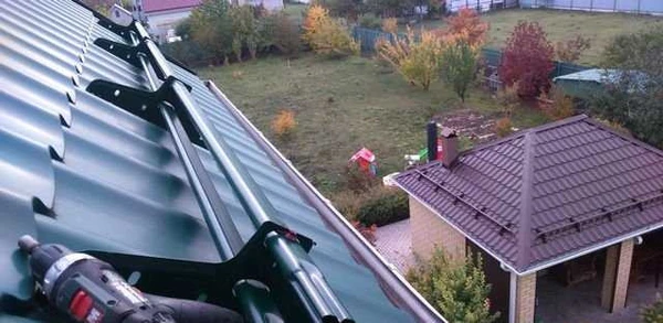 Фото Монтаж Снегозадержателей