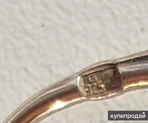 Фото Серьги серебряные с янтарём , с натуральным камнем.