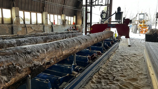 Фото Ленточная пилорама МВ(MG)-6500М АПГ Дзержинка с гидрофицированной дорогой