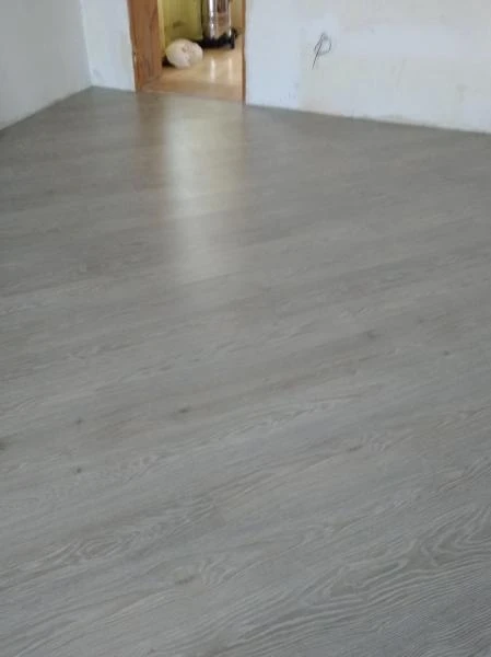 Фото Укладка ламината.