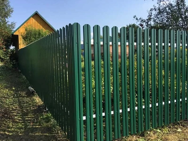 Фото ЗАБОРЫ ИЗ ПРОФЛИСТА