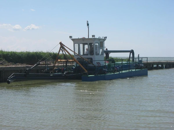 Фото Земснаряд Ахтарец 800/400 дизельный