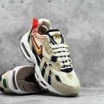 Фото №4 Кроссовки Nike.