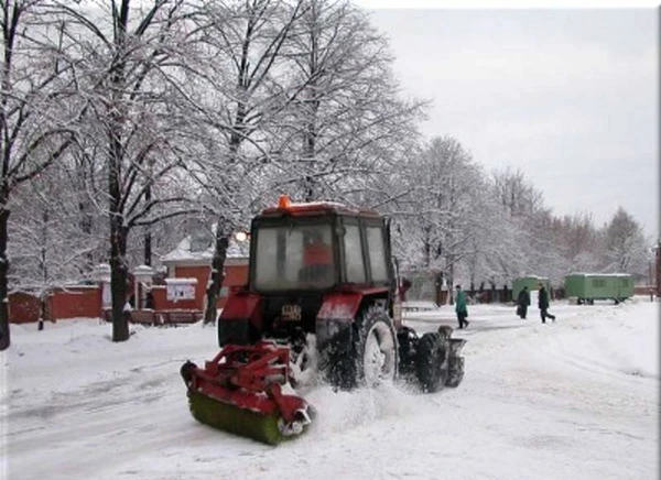 Фото Аренда трактора МТЗ щетка, отвал.