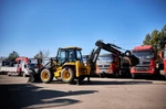 фото Экскаватор погрузчик YUGONG 488CX джойстик