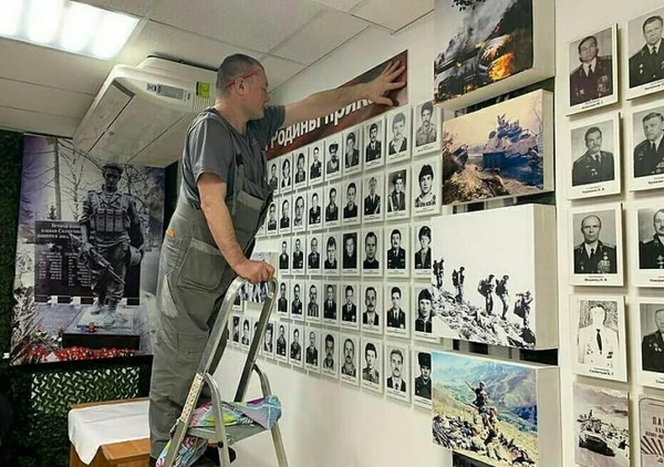 Фото электрик сантехник.Аварийный вызов.