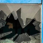 Замена разбитых стекол в любых окнах