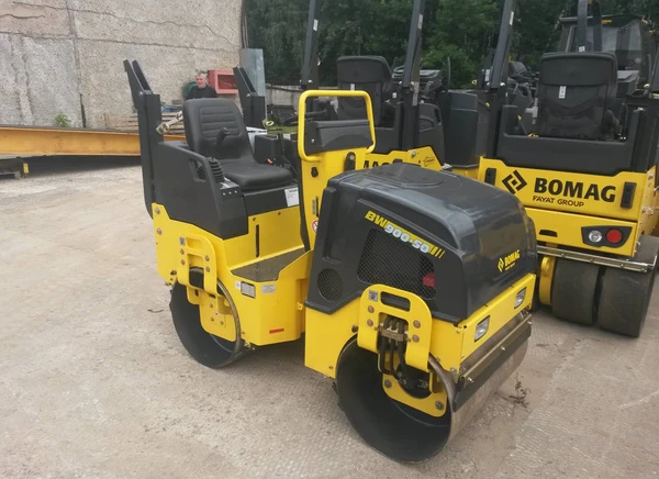 Фото Продам тандемный каток bomag BW 900