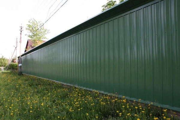 Фото Заборы из профнастила