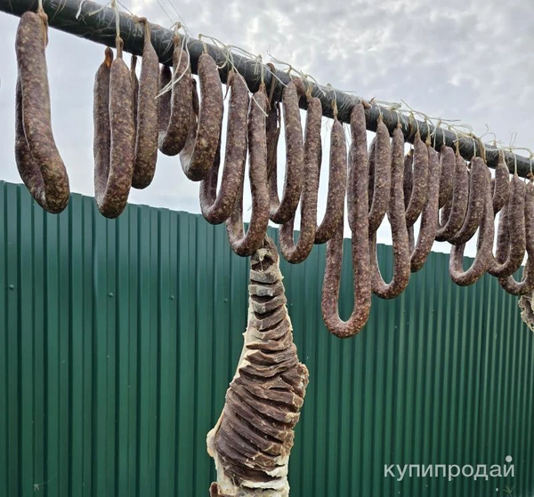 Фото Сушеное мясо, колбаса