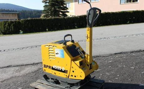 Фото Виброплита реверсивная Bomag BPR45-55D