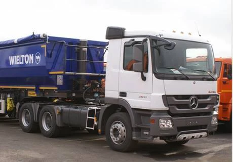 Фото Mercedes-Benz Actros 2641 LS 6х4 Евро-5 Тягач