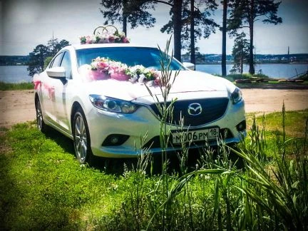 Фото Белая New Mazda 6 для вашей свадьбы