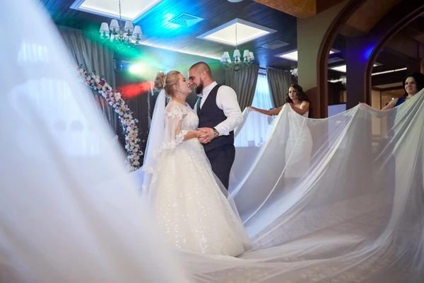 Фото Свадебная тамада в  Белгороде Ведущая Праздник Юбилей 