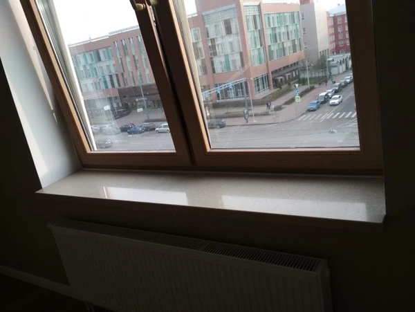 Фото Подоконники из искусственного акрилового камня