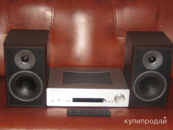 Фото Комплект hi-fi : интегральный усилитель + полочная акустика