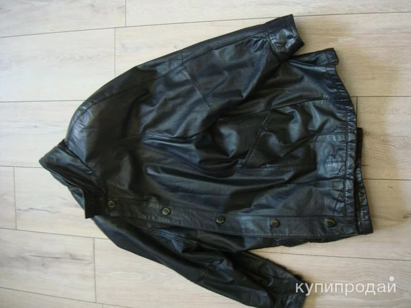 Фото Женская кожаная куртка (Южная Корея)