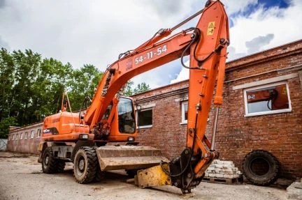 Фото Услуги, аренда экскаватор Doosan. Гидромолот