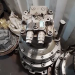 Фото №5 Гидромотор поворота Hitachi 4616985 в Москве и Московской области