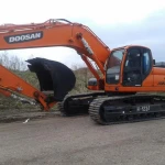 Предлагаю услуги Экскаватора DOOSAN DX300LCA (ДУСАН)