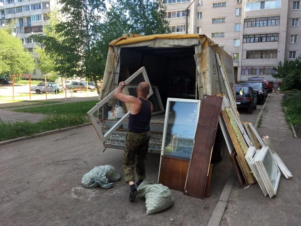 Фото Вывоз окон после демонтажа