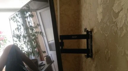 Фото Монтаж телевизоров и спутниковых антенн 