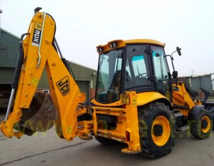 Фото Экскаватор погрузчик JCB