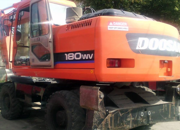 Фото Экскаватор колесный Doosan S180W-V 2014г