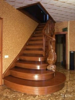 Фото Лестницы деревянные