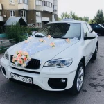 Аренда BMW X6 белая на свадьбу