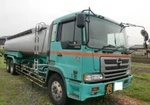 фото Бензавоз 2003 год hino