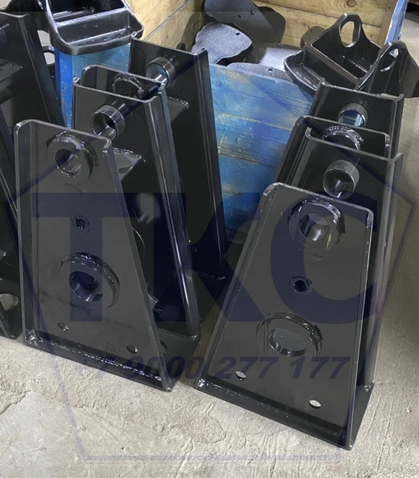 Фото Кронштейн оси балансира Нефаз 9693-2918257