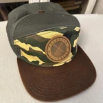 Фото №4 Бейсболки б/у Vans, New Era, Wearhead