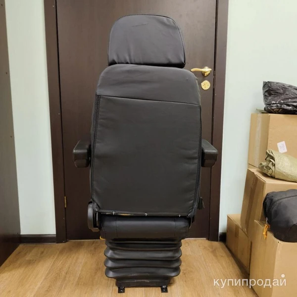 Фото Сиденье (кресло ) для спецтехники