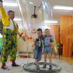 Фото №4 Шоу гигантских мыльных пузырей