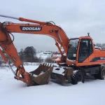 Экскаватор полноповоротный doosan 180