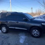 Аренда авто с водителем land cruiser 200