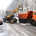 Чистка снега экскаватором 