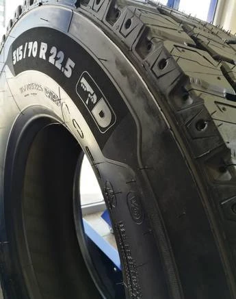 Фото 315/70R22.5 ведущая новая Мишлен