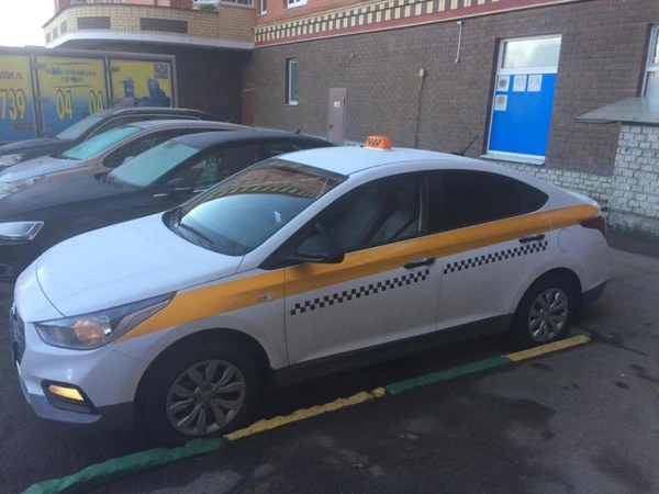 Фото Аренда авто под такси 
