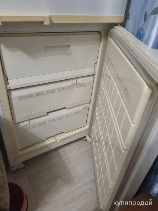 Фото Продам холодильник